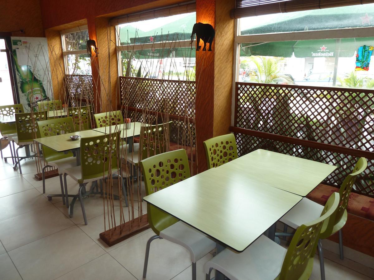 Kactus Lodge Pointe Noire Ngoại thất bức ảnh